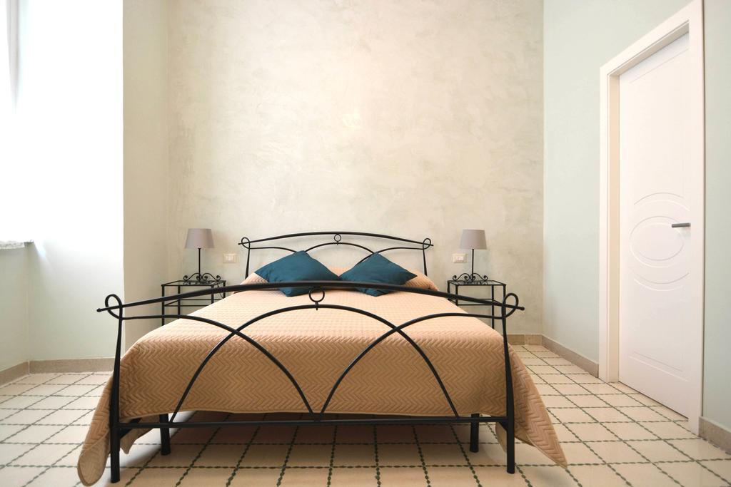 Residence Stendhal Guest House ชิวิตาเวกเกีย ภายนอก รูปภาพ